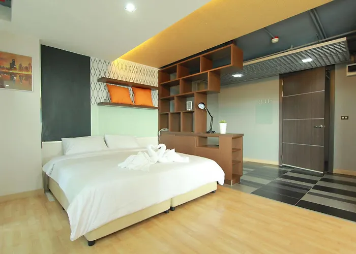 Big Tree Aparthotel 3*